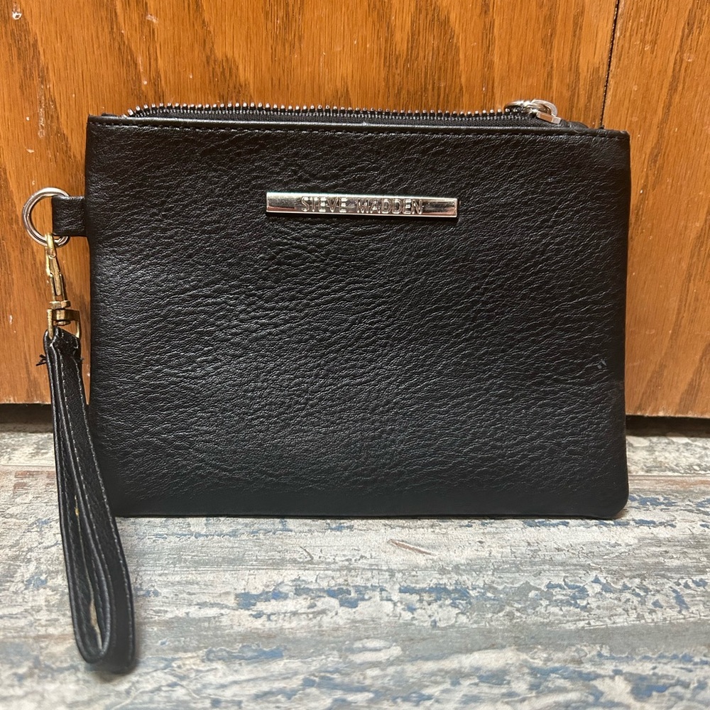 Steve Madden Black Wallet Wristlet Purse
